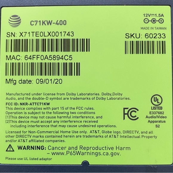 Earbuds and Router - Picture 3 of 9